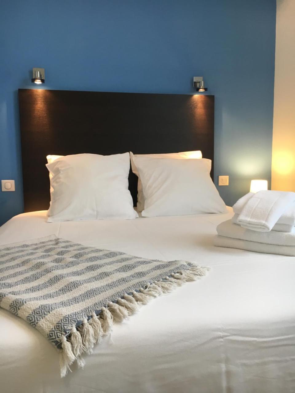 Les Bains Boyardville - Hotel Et Restaurant Eksteriør bilde